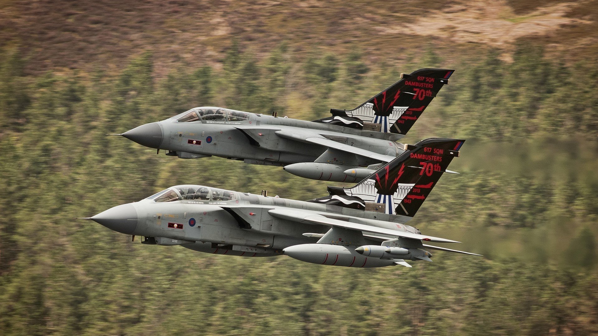 东契奇最后三秒命中稳定比赛节奏，东契奇爆砍39分